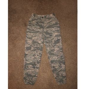Vintage Women’s U.S. Air Force Camo Pants